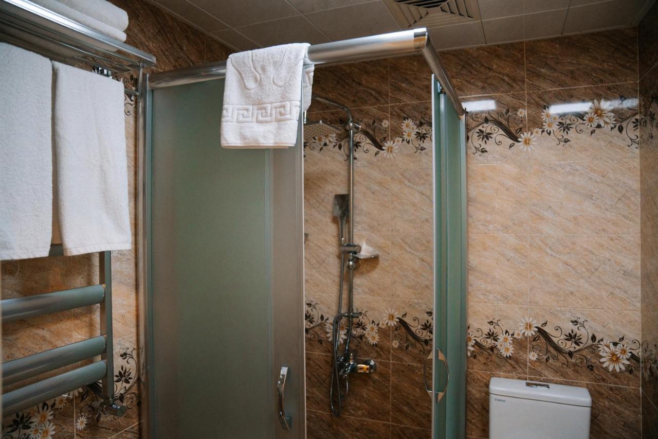 The Clocktower Hotel Баку Экстерьер фото